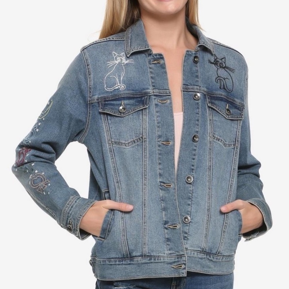 BoxLunch Sailor Moon Denim Jacket XS